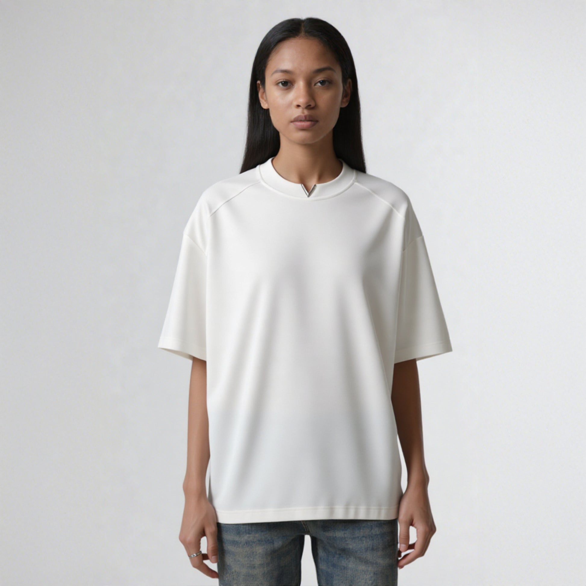 V-Neck Oversized T-Shirt - Clean-Fit American Style