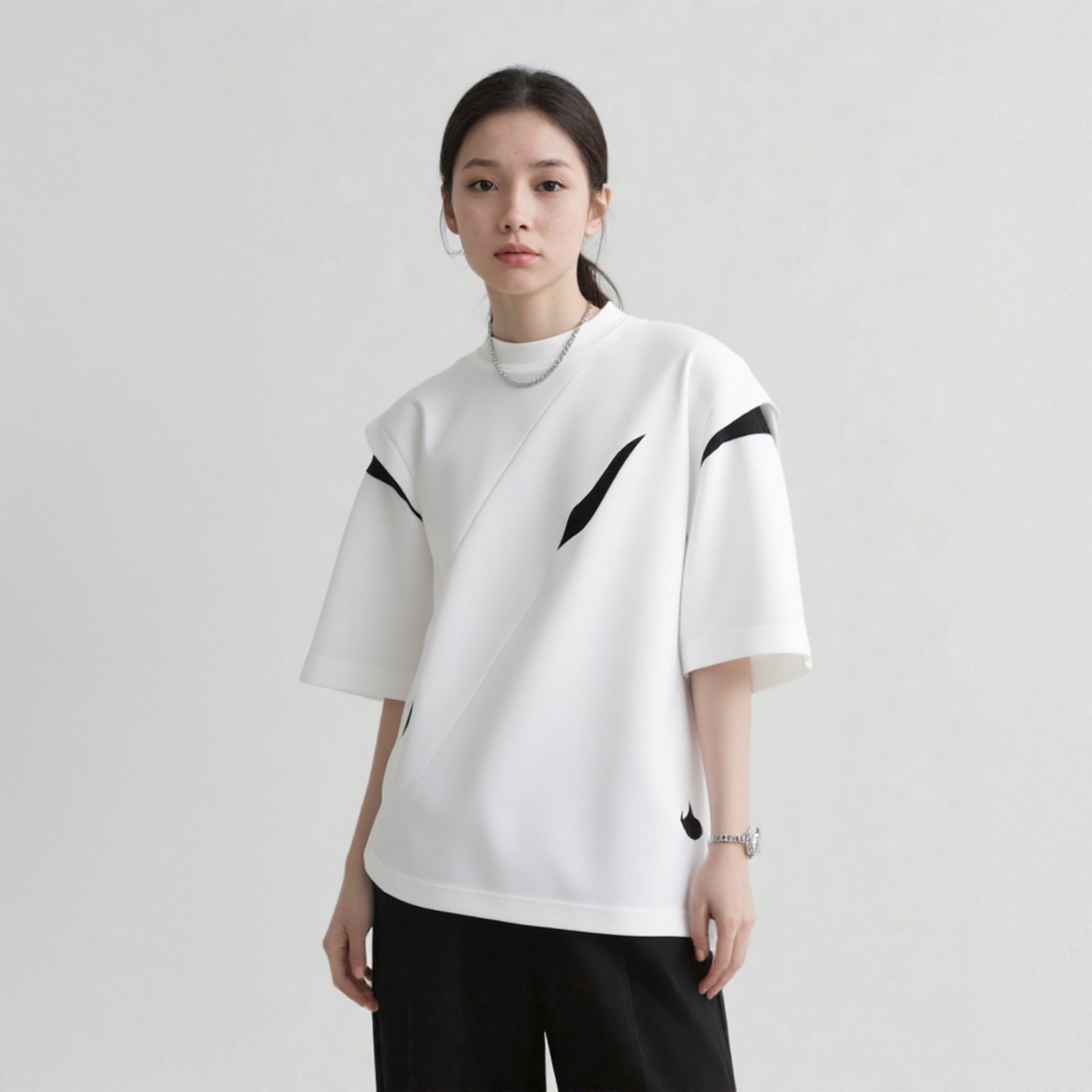 Deconstructed Shoulder Patch T-Shirt – American Streetwear Style